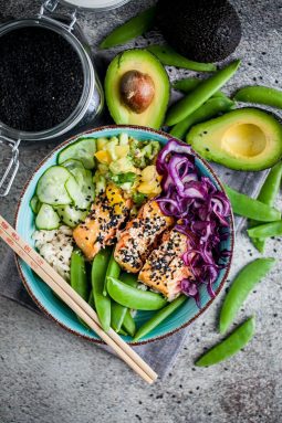 pokébowl med lax och kokosris