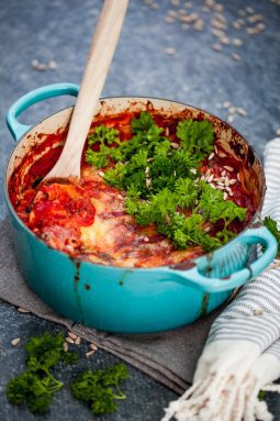 vegetarisk lasagne med halloumi, spenat