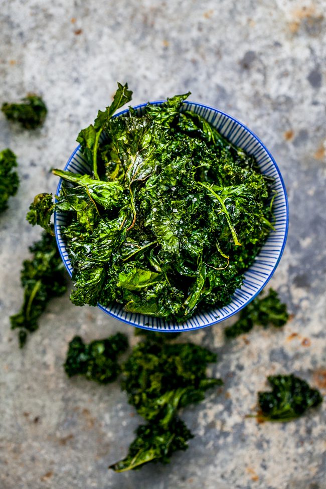 hemgjorda grönkålschips