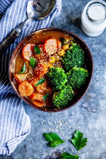 kikärtor, kokosmjölk, morot, gryta