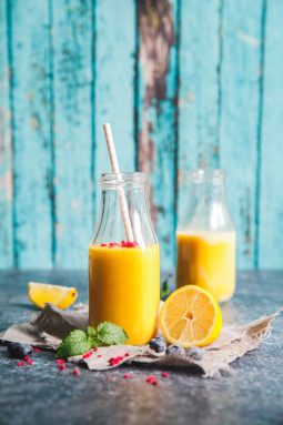 gurkmeja, ingefära, smoothie, förkylning