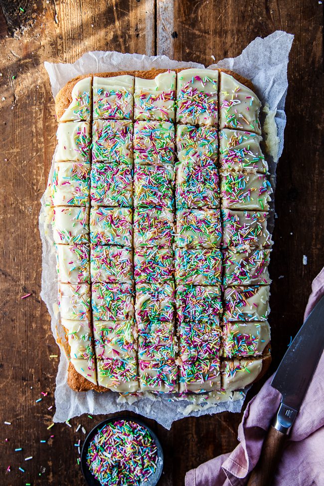 ljusa mockarutor, baka i långpanna, långpanna