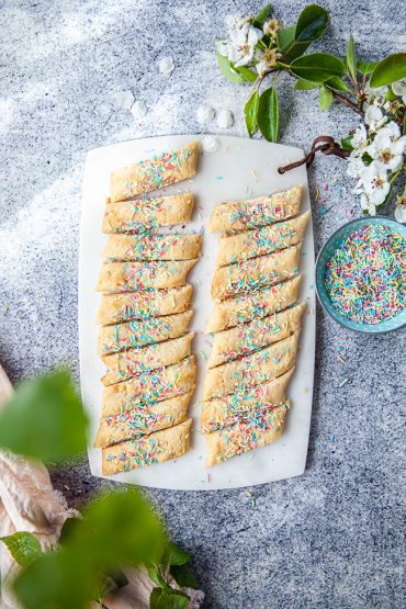 kolakakor, kolasnittar, strösselkakor