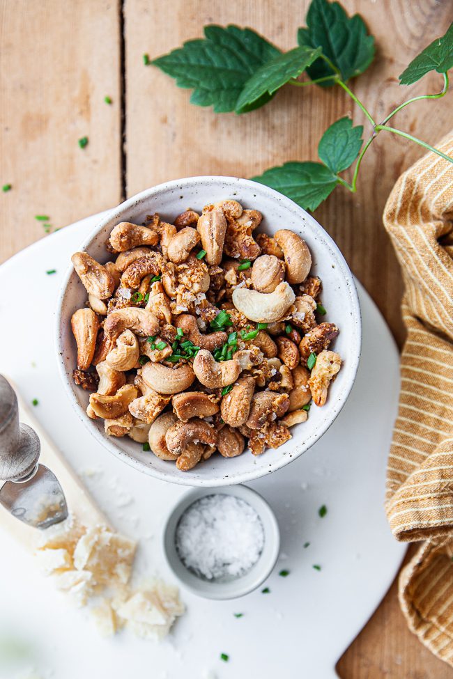 snacks, kräftskiva, nötter, smaksatta nötter