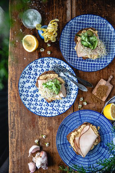 smörgås, extrarökt kyckling, Lönneberga, hummus gula ärtor