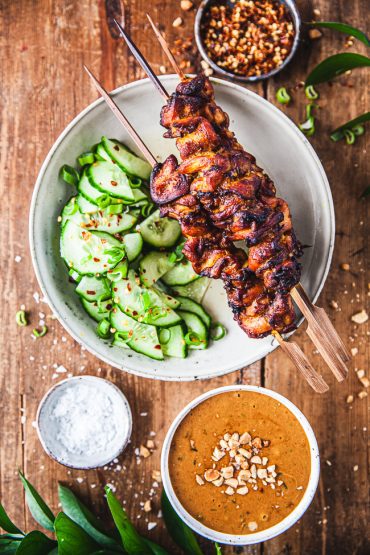 kycklingspett med jordnötssås