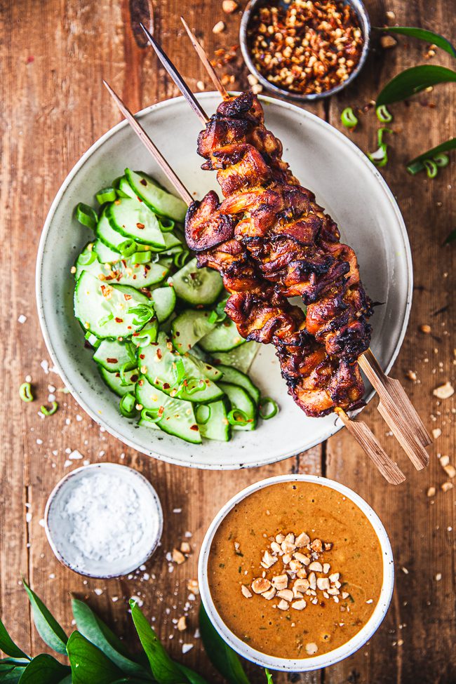 kycklingspett med jordnötssås