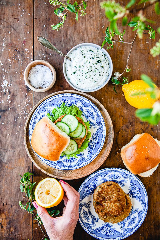 fiskburgare, fiskbiffar, fiskhamburgare