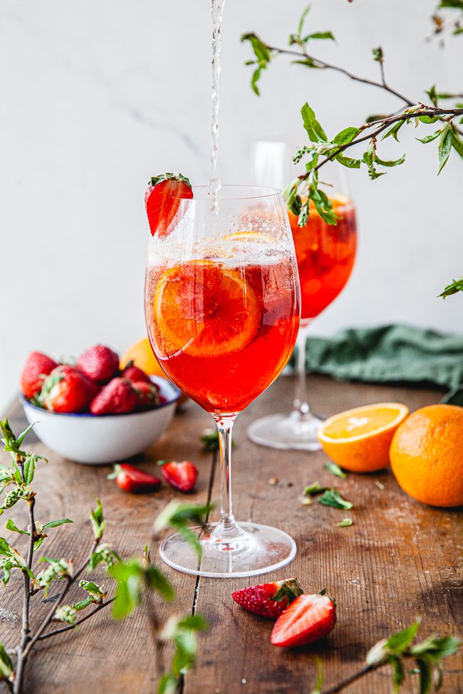 aperol, drink, drinkar, sommardrink, aperoldrink, drink med aperol, jordgubbsdrink