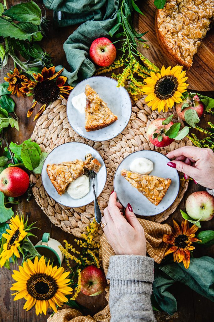 Äppeltosca med brynt smör, toscakaka, äppelkaka