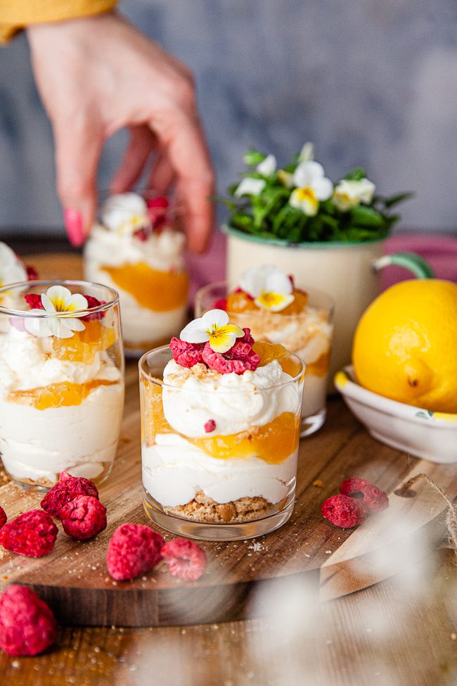 snabb citroncheesecake i glas