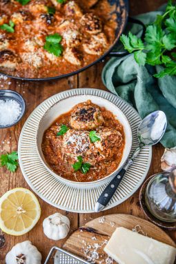Kycklingköttbullar med parmesan